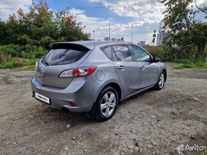 Mazda 3 1.6 МТ, 2012, 260 000 км