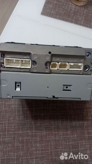 Магнитола toyota avensis 2