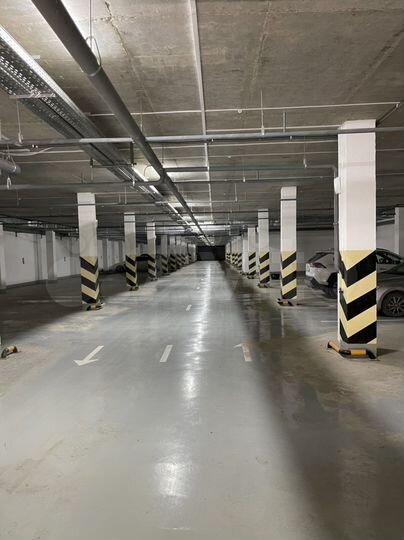 Машиноместо, 20 м²
