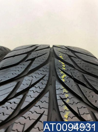 Uniroyal AllSeasonExpert 215/60 R17 96H