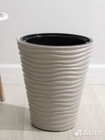 Кашпо горшок для цветов