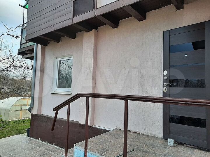 Дом 130 м² на участке 8 сот.