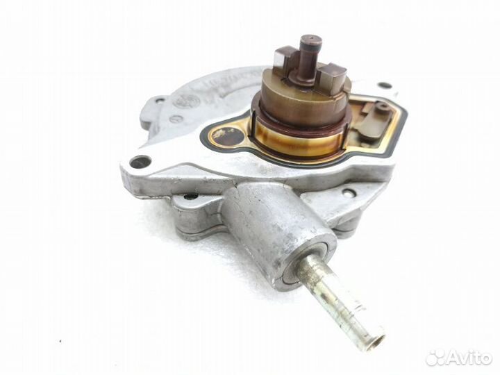 Насос вакуумный Mercedes-Benz C-Class S203