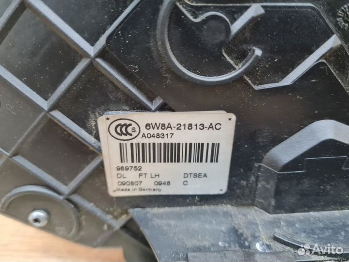 Замок двери передний левый Land Rover Freelander