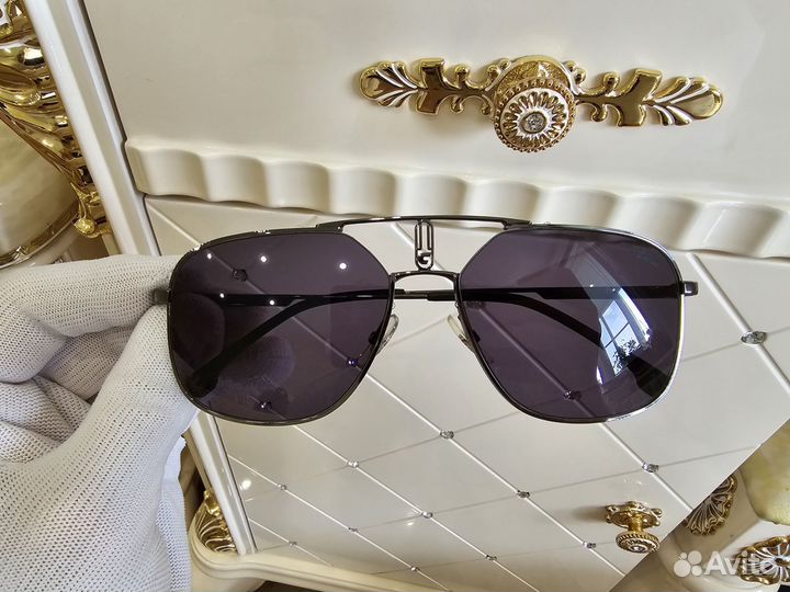 Очки солнцезащитные мужские Carrera