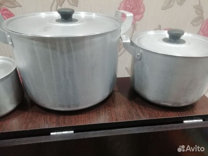 Кастрюли, ковши