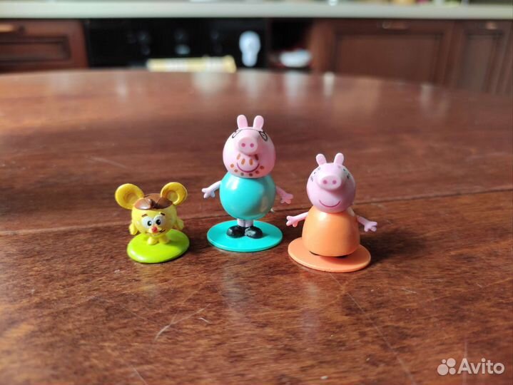 Игрушки из киндер сюрприза и Ландрин