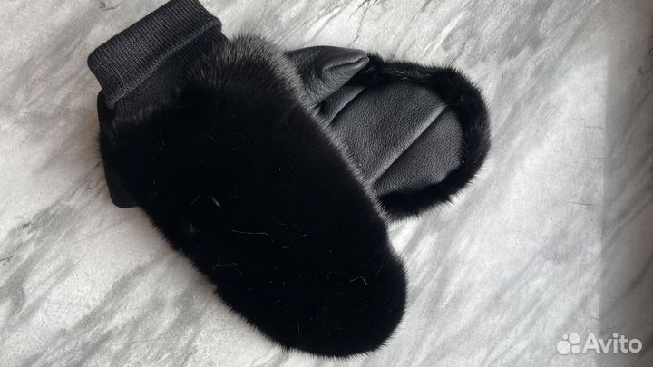 Варежки канадская норка с кожей р-р 7
