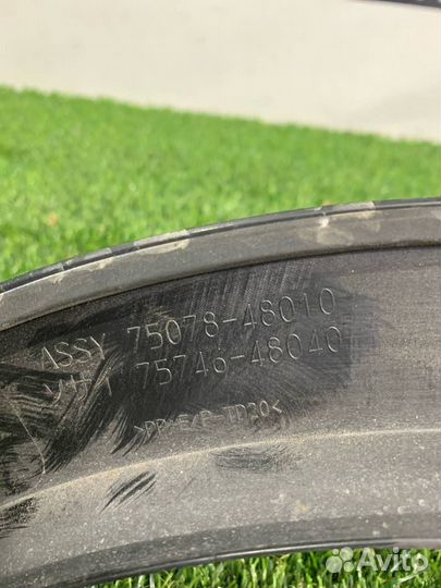 Молдинг двери задней левой Lexus RX 4 2017