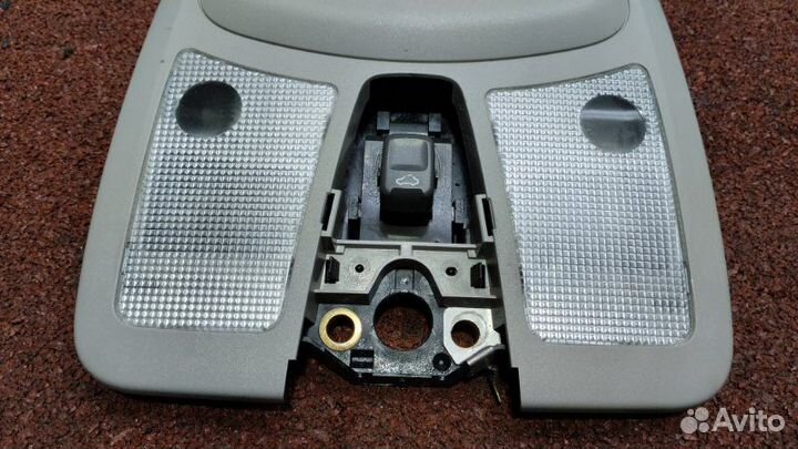 Плафон салонный передний Volvo Xc90