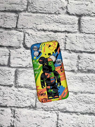 Чехлы на iPhone 11, 10