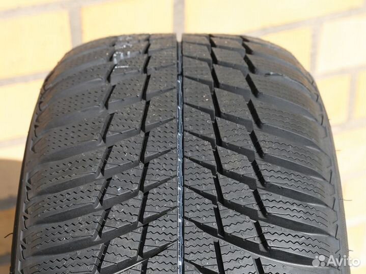Bridgestone Blizzak LM-001 205/55 R16 91H