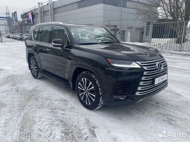 Lexus LX 3.3 AT, 2022