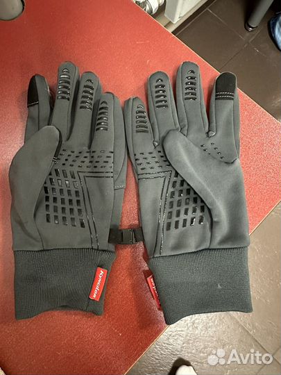 Перчатки спортивные непромокаемые М