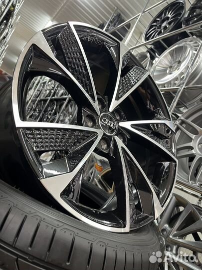 Диски литые R18 5*112 Audi RS