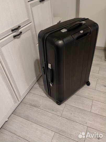 Чемодан огромный на колесах Samsonite, XL