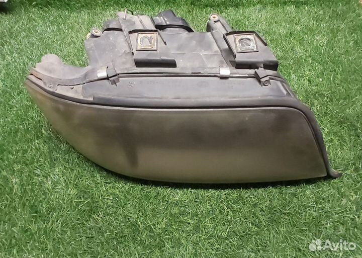 Фара правая ауди а6 с5 (hella)