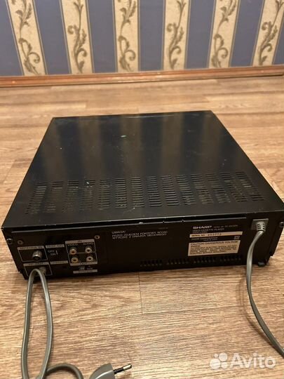 Видеомагнитофон Sharp VC-6V3DR