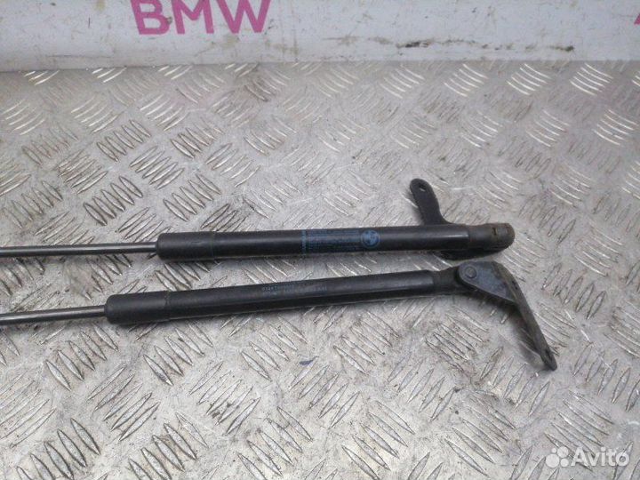 Амортизатор багажника Bmw 1-Series E87 N45B16