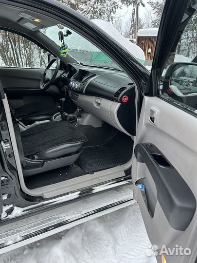Mitsubishi L200 2.5 AT, 2008, 340 000 км