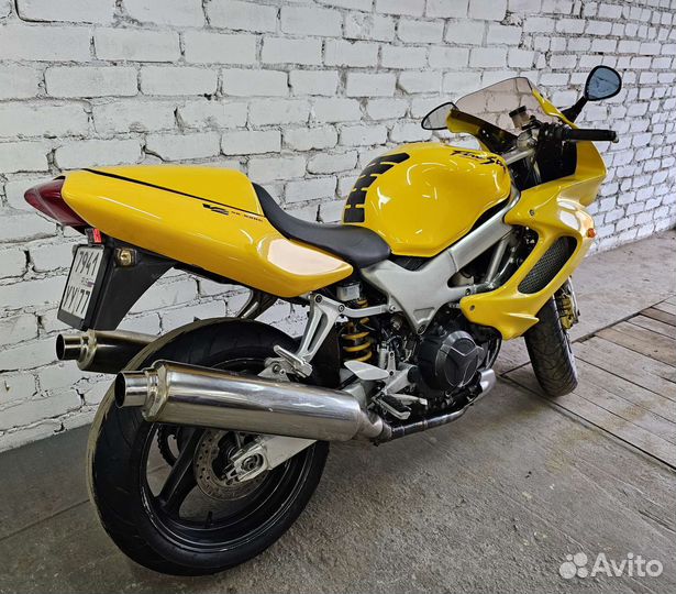 Honda VTR 1000F Firestorm