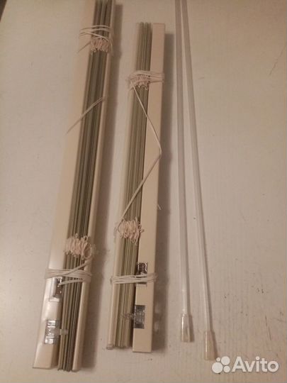 Жалюзи горизонтальные бежевые новые