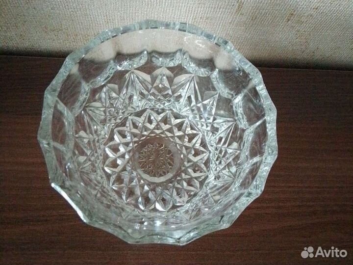 Вазы, хрусталь