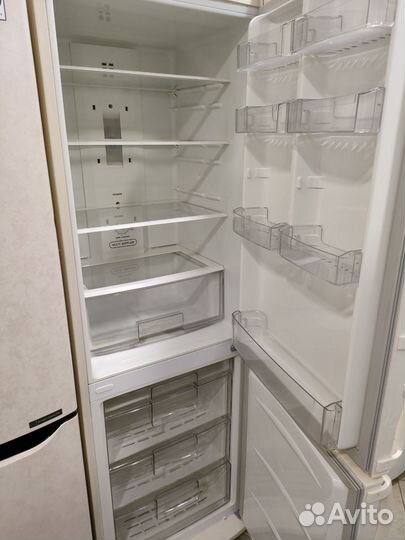 Холодильник LG no frost 190см