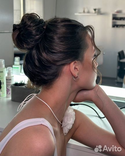 Прически локоны