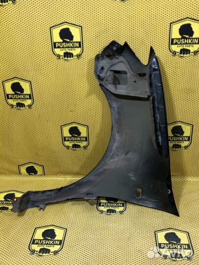 Крыло переднее правое Renault Logan L8 K7M 812