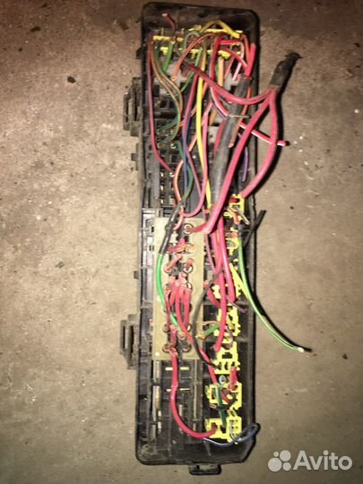 Блок предохранителей салонный Chrysler 300M