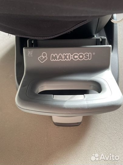 Автолюлька maxi cosi с базой isofix