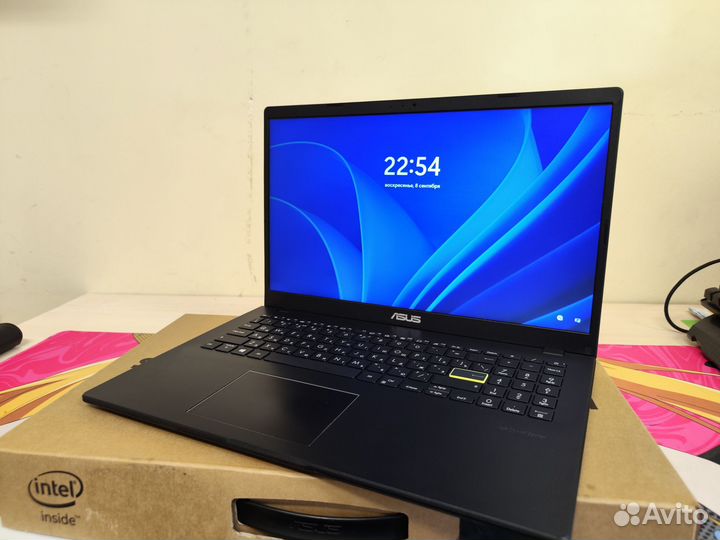 Ноутбук asus r522ma