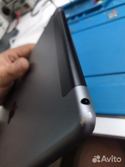 iPad 7 (a2198)корпус с шлейфами