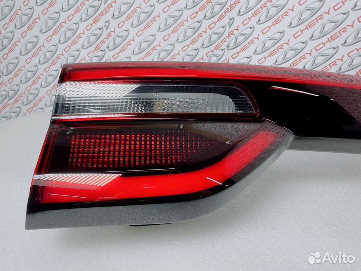 Левая задняя фара багажника Chery Tiggo 8