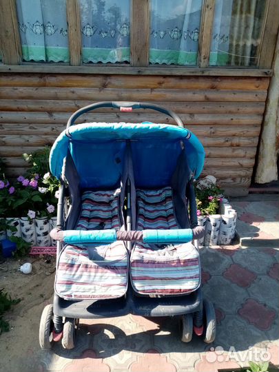 Коляска для двойни