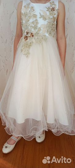 Платье для девочки нарядное