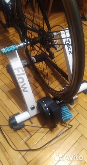 Велостанок Tacx flow