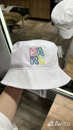 Karl lagerfeld кепка