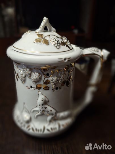 Кружка-шутиха 