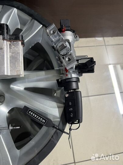 Эбу приборная панель блок комфорта замок