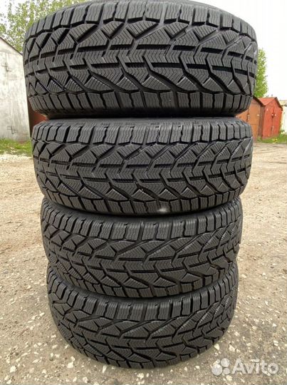 Kormoran Snow 225/45 R17