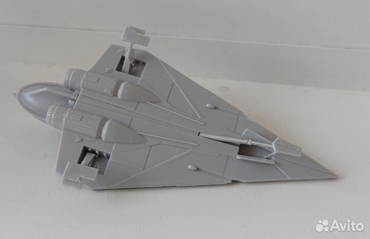 Смоляная модель StarWars Jedi Starfighter 1/72 FM