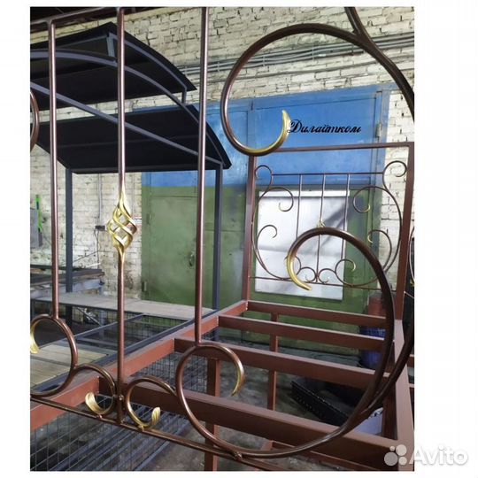 Крыльцо. Лестница. Уличная лестница