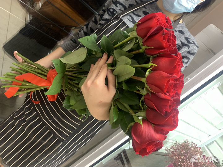 Эквадор 51 роза 25 роз 101 роза 60 см доставка