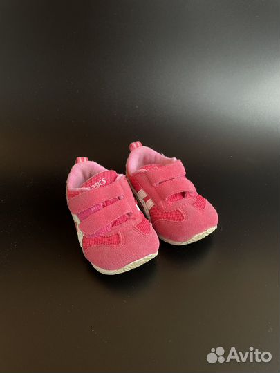 Кроссовки asics для девочки