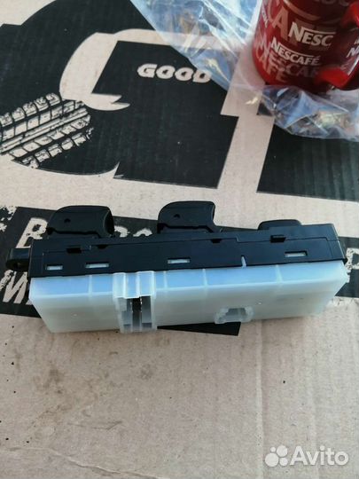 Блок управления стеклоподъемников на ниссан нот 1