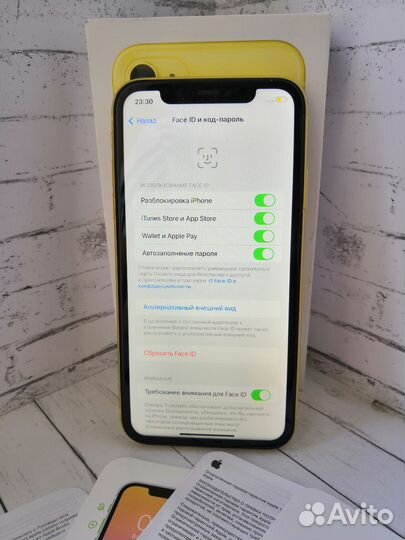 Телефон iPhone 11