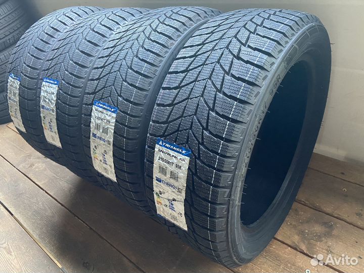 Triangle PL01 215/50 R17 95R