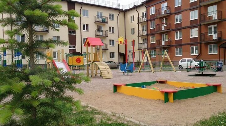 2-к. квартира, 51,4 м², 2/4 эт.